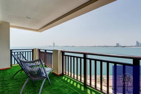 2 Bedroom Apartment for Sale in Palm Jumeirah, Dubai - Upgraded Fully Furnished 2BR I Seaview I Direct from Owner