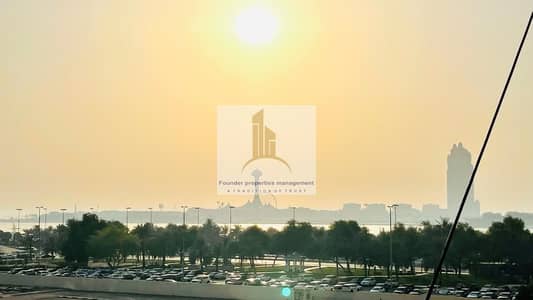 3 Bedroom Flat for Rent in Corniche Area, Abu Dhabi - NO COMMISSION!Ample 3 Bed Room Duplex in Superb Location with Full sea view & City View