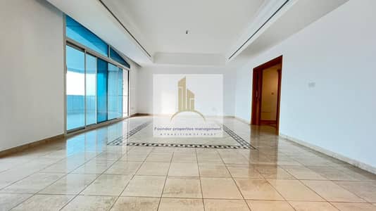 4 Bedroom Flat for Rent in Tourist Club Area (TCA), Abu Dhabi - 2 Months Free ! Sophisticated in Sea View! 4BR + Maids Room & Balcony