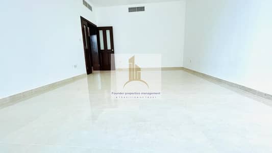 فلیٹ 1 غرفة نوم للايجار في شارع حمدان، أبوظبي - شقة في شارع حمدان 1 غرفة 50000 درهم - 5839735