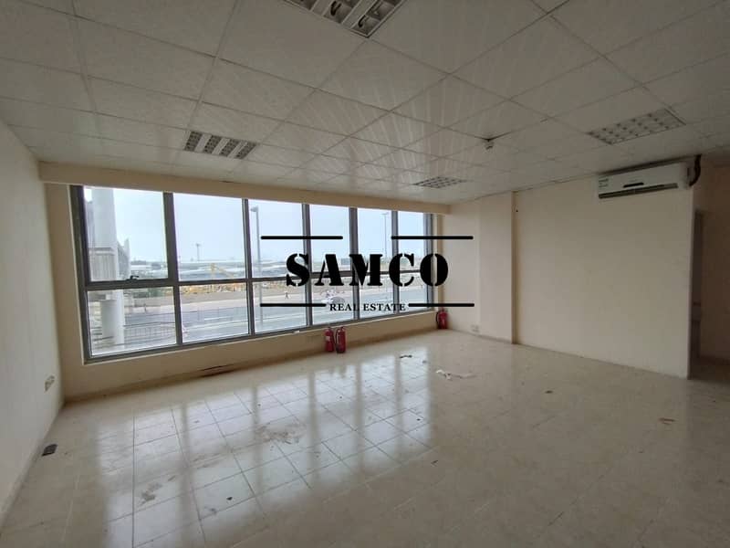 650 sq ft ROAD FACING OFFICE IN AL QUOZ!! 650 sq ft ROAD FACING OFFICE IN AL QUOZ!!