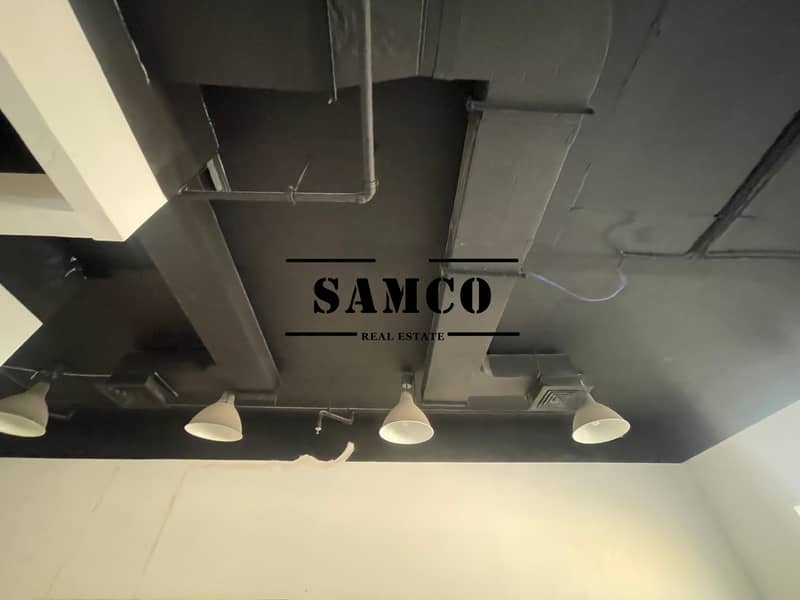 AC & FITTED OFFICE WITH PARTITION. AC & FITTED OFFICE WITH PARTITION.