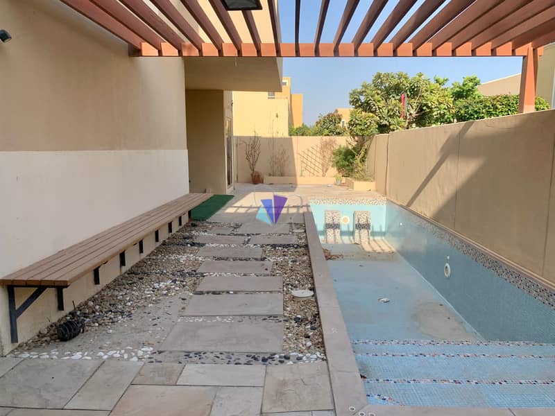 4bhk+maid with private garden /hot deal 4bhk+maid with private garden /hot deal