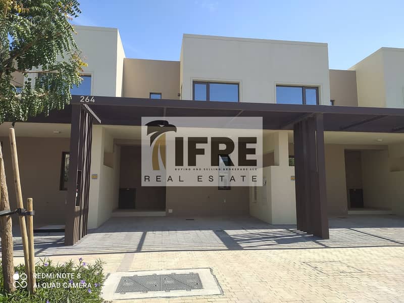 Great Location I Ready To Move Townhouse Great Location I Ready To Move Townhouse