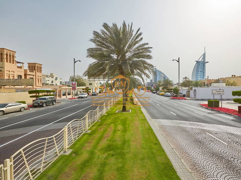 COMMERCIAL BUILDING ON JUMEIRAH BEACH ROAD FOR RENT