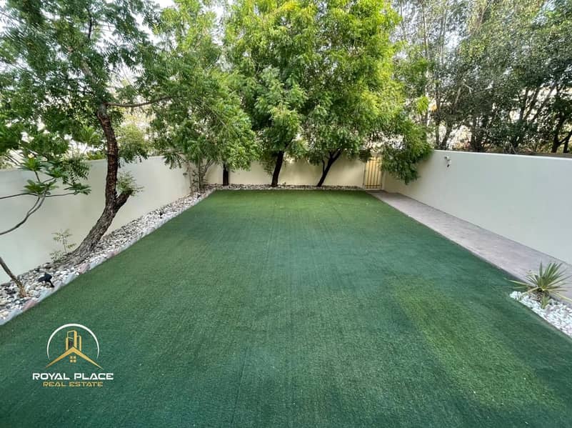 Luxurious Renovation And Private Family Home Luxurious Renovation And Private Family Home