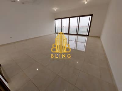 فلیٹ 3 غرف نوم للايجار في شارع المطار، أبوظبي - شقة في شارع المطار 3 غرف 75000 درهم - 7539939