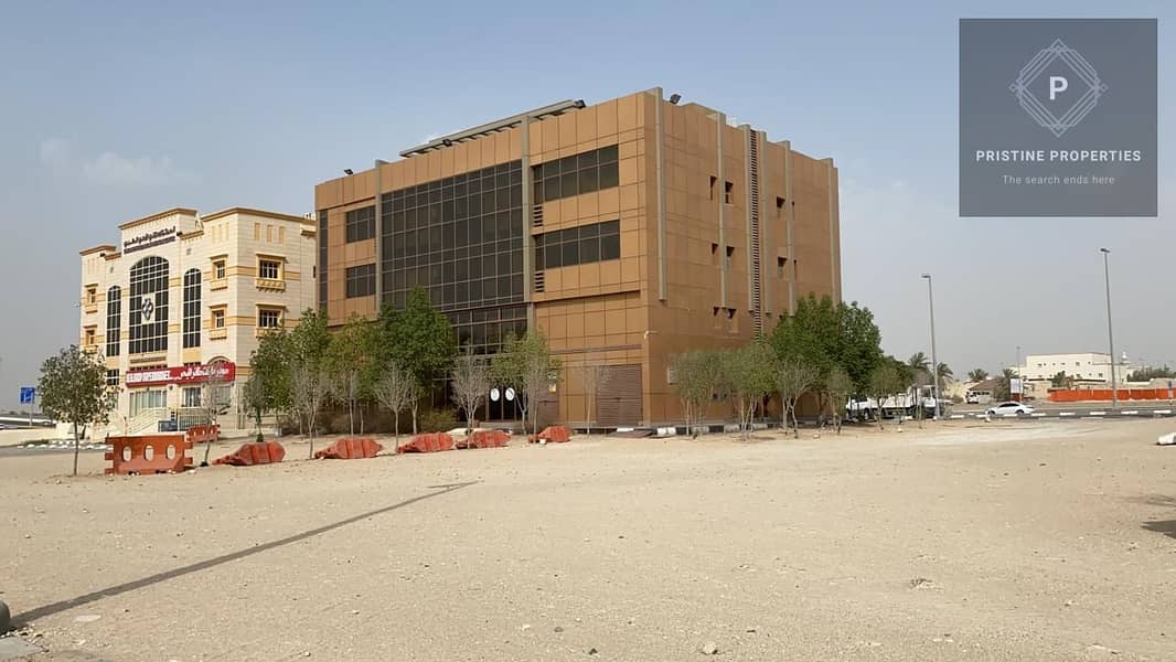 مبنی تجاري في بني ياس 7 غرف 1800000 درهم - 7423739 مبنی تجاري في بني ياس 7 غرف 1800000 درهم - 7423739