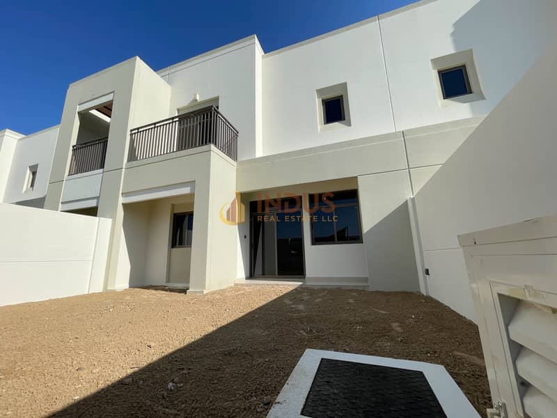 Unfurnished | Ready to Move | Single Row | Modern Layout Unfurnished | Ready to Move | Single Row | Modern Layout