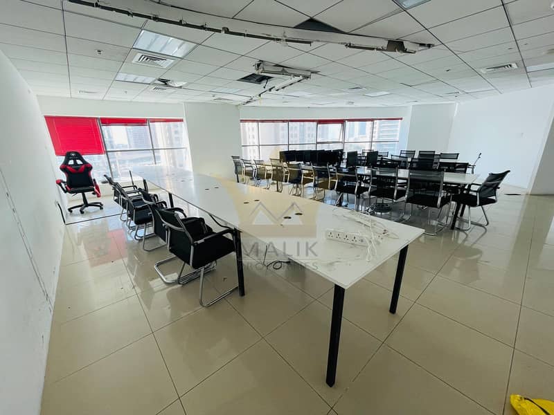 Fitted Office with 6 Parkings| Close to Metro