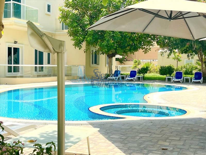 4BR + Maid Villa|Modern and Bright| Shared Pool 4BR + Maid Villa|Modern and Bright| Shared Pool