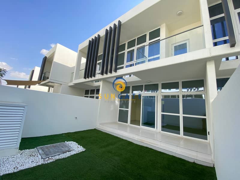 Tenanted | Middle unit| Big Garden Tenanted | Middle unit| Big Garden