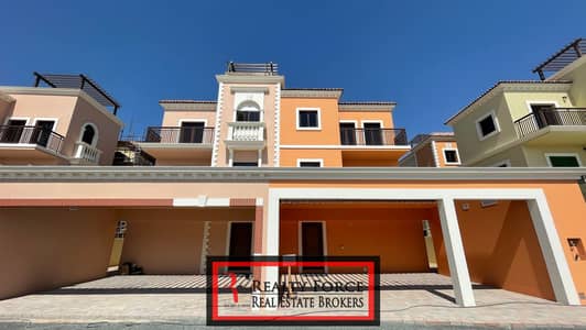 4 Bedroom Townhouse for Sale in Jumeirah, Dubai - Corner Unit | On The Park | 4BR Townhouse