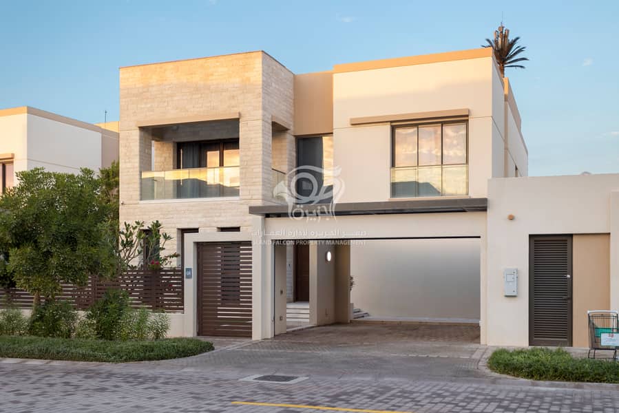 Furnihsed | 5BR Luxurious Villa | Private Swimming Pool | Balcony Furnihsed | 5BR Luxurious Villa | Private Swimming Pool | Balcony