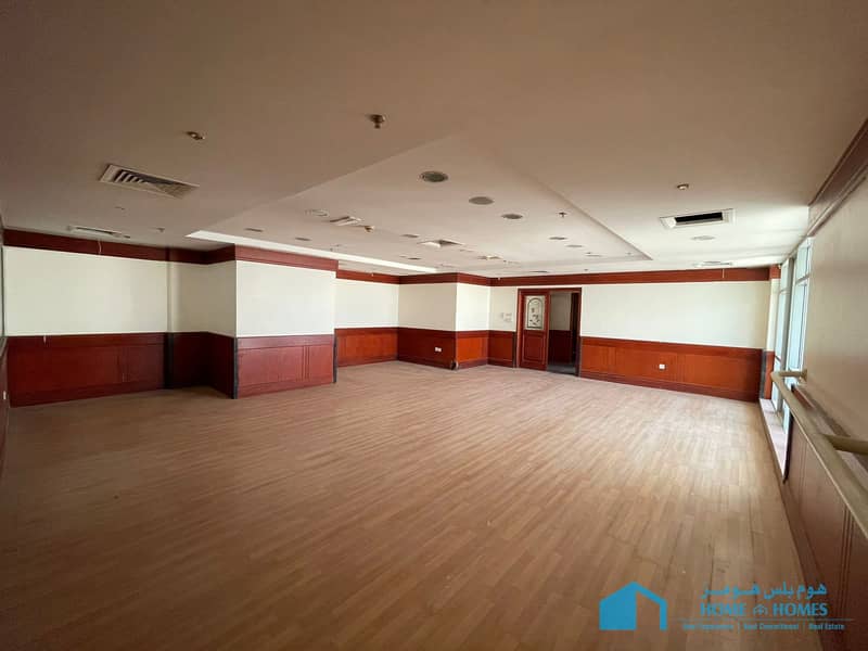 FULL FLOOR OF GYM AVAILABLE FOR RENT IN CORNICHE!