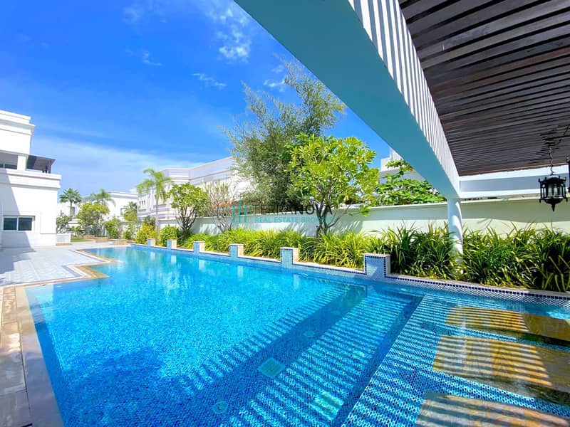 Available | Modern | Private Pool | Bright