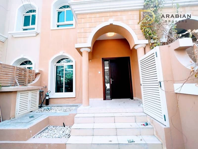 Independent | Duplex Villa | 6 Balconies | Majlis