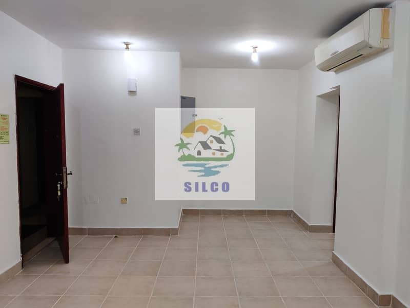 Spacious flat with balcony and tawtheeq