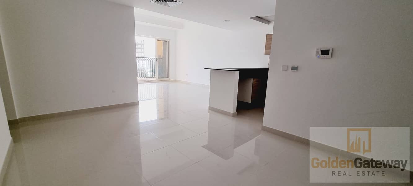 Best Price 2BHK with Sorage   Very Bright I Partial Golf View