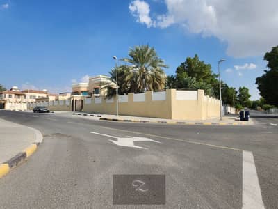 For Sale in Sharjah / Al Shahba  two Floors Villa + 2 Annexes  on 3  main streets