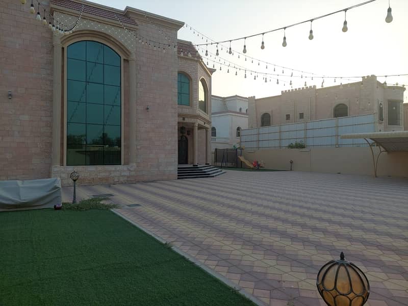 Well Maintained | 7 bedrooms | for rent Well Maintained | 7 bedrooms | for rent