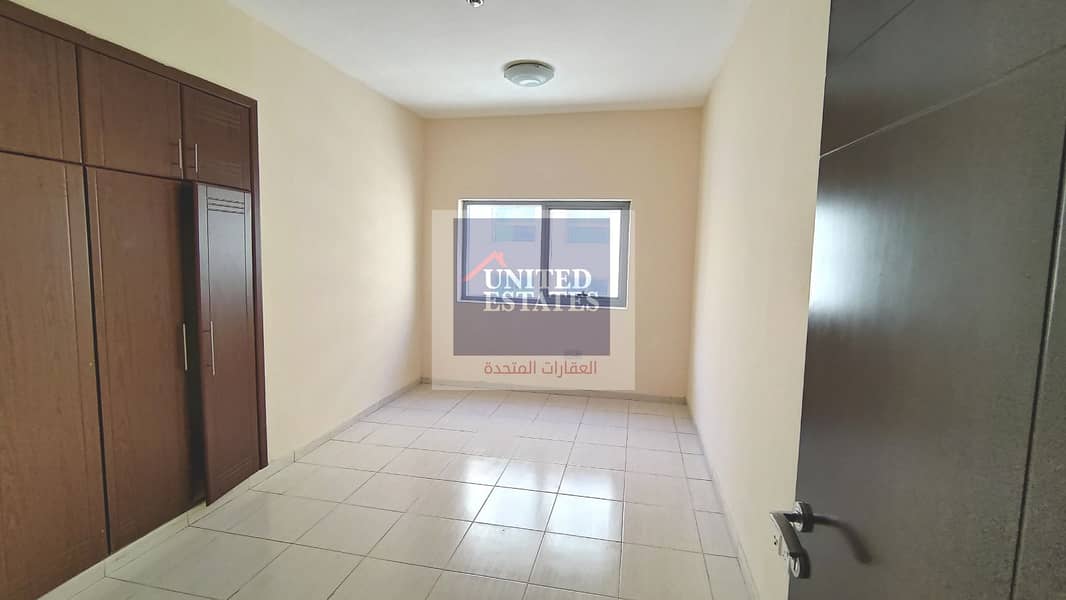 Large 2 BHK/ Hot Deal/ Family Building / Inbuilt Wardrobes/ 2 Big Balcony Large 2 BHK/ Hot Deal/ Family Building / Inbuilt Wardrobes/ 2 Big Balcony