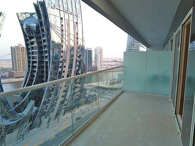 1 Bedroom Flat for Sale in Business Bay, Dubai - Canal View | High Floor | Kitchen Appliance | Balcony