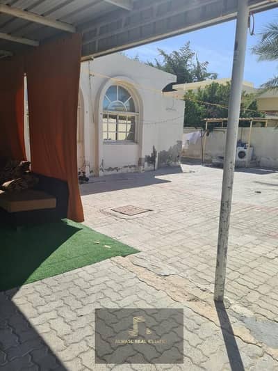 فیلا 4 غرف نوم للبيع في ضاحية مغيدر، الشارقة - للبيع بيت منطقة  الشهباء بالشارقة