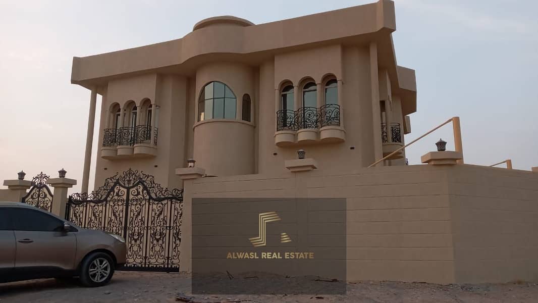 luxury  Villa for sale in the Emirate of Sharjah, Al Rahmaniyah 10\ Kashisha 1