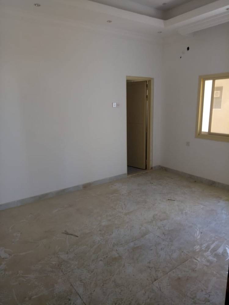 Villa for rent in Al Rawdah area 5 rooms, board and lounge 5 bathrooms with mansions