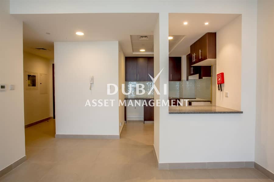 5 Live by the water | Rent by the month | 2 BR apartment + study at Dubai Wharf