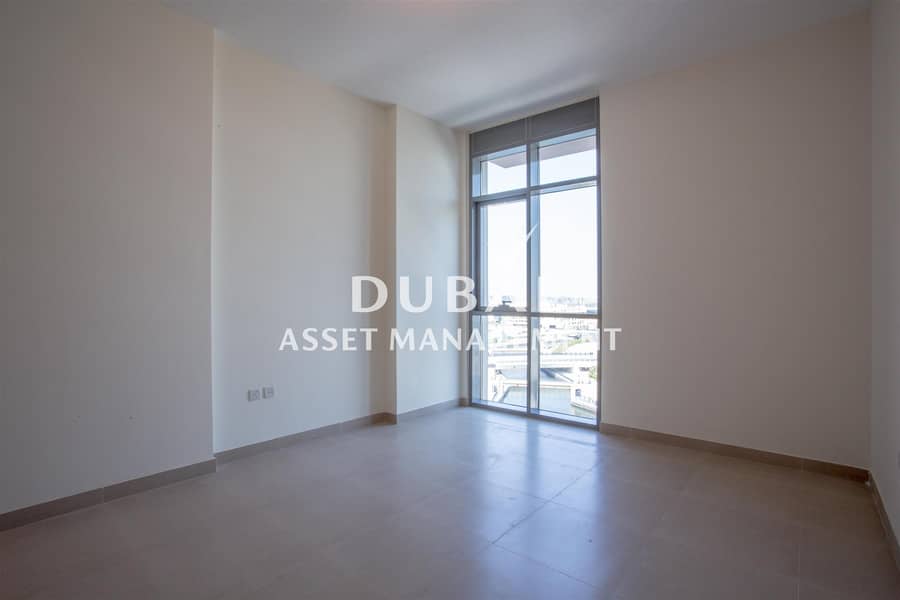 10 Live by the water | Rent by the month | 2 BR apartment + study at Dubai Wharf