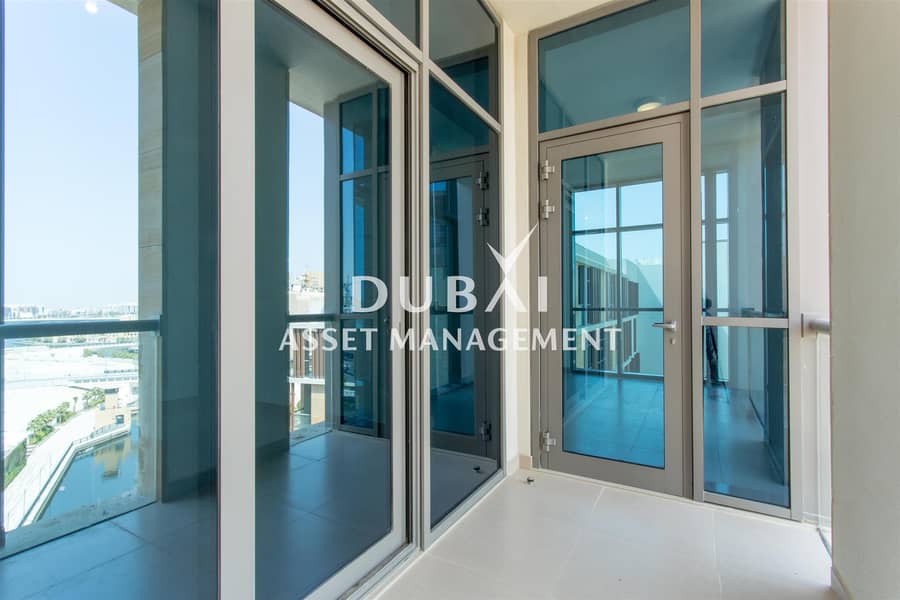 11 Live by the water | Rent by the month | 2 BR apartment + study at Dubai Wharf