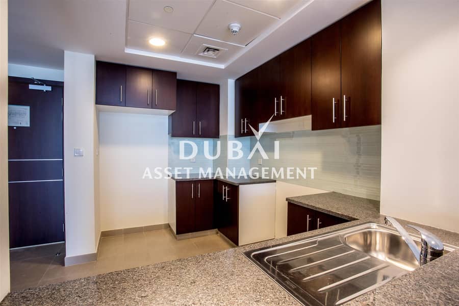 10 Experience waterfront living at Dubai Wharf I 1 bedroom apartment | Monthly rental installments
