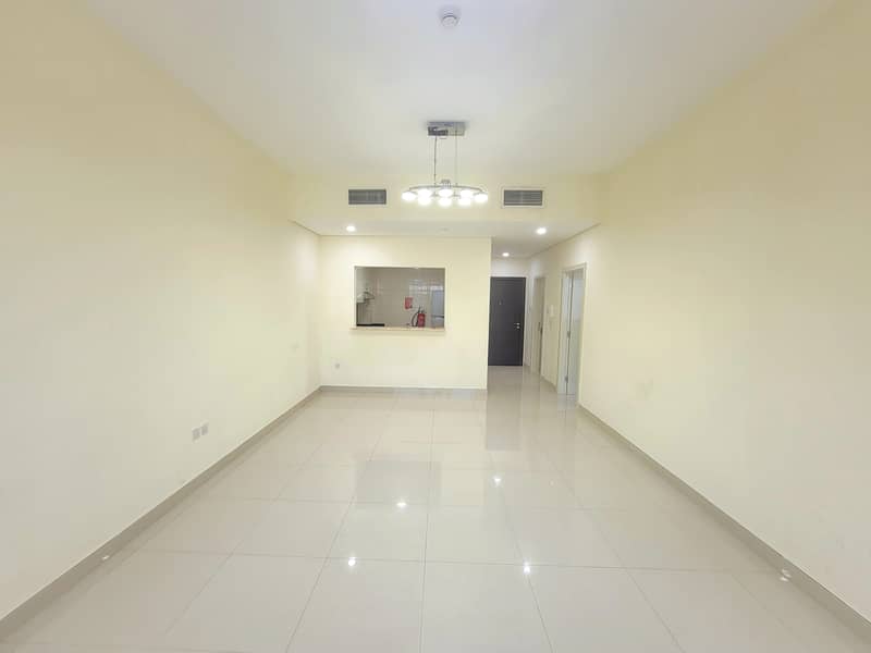 位于迪拜湾，哈姆利亚街区 1 卧室的公寓 60000 AED - 6953244