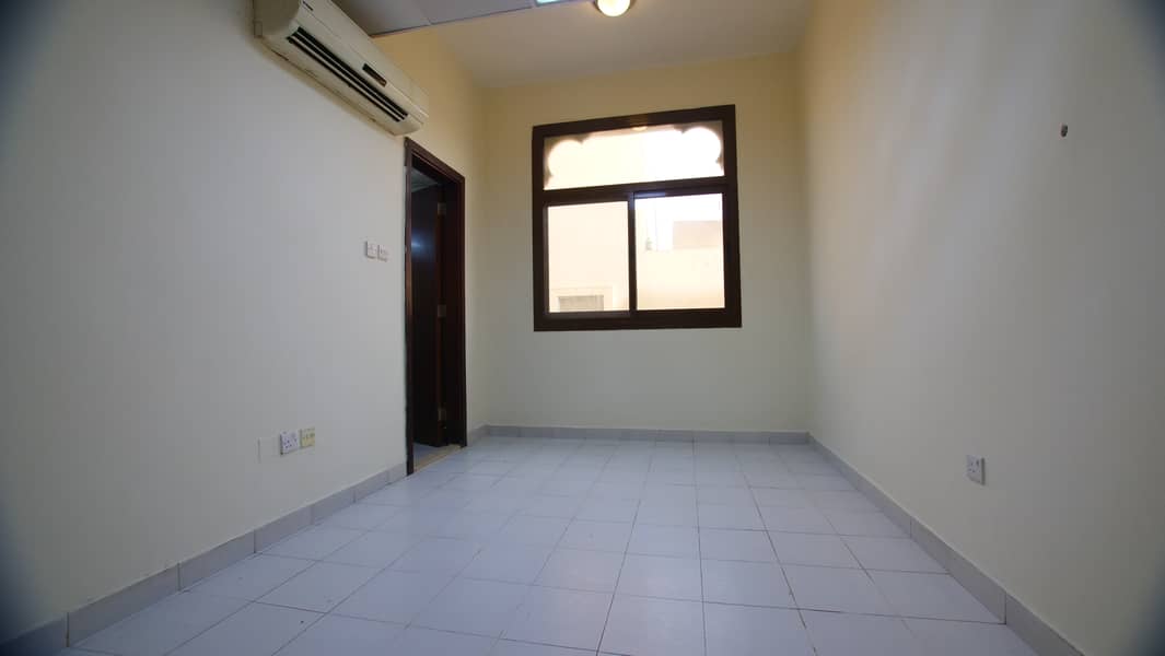 FOR RENT| SPACIOUS STUDIO FOR OFFICES