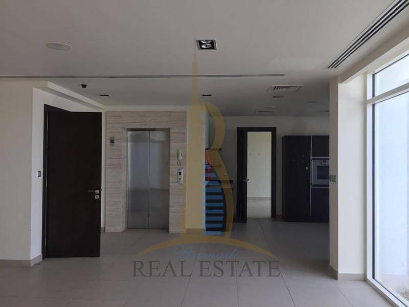 1 bed very spacious . Motivayed Seller . Brand New Apartment