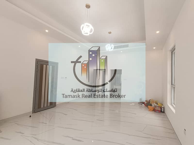 للايجار فيلا جديدة أول ساكن للايجار فى الخوانيج الأولى طابقين 5 غرف وملحق للايجار فيلا جديدة أول ساكن للايجار فى الخوانيج الأولى طابقين 5 غرف وملحق