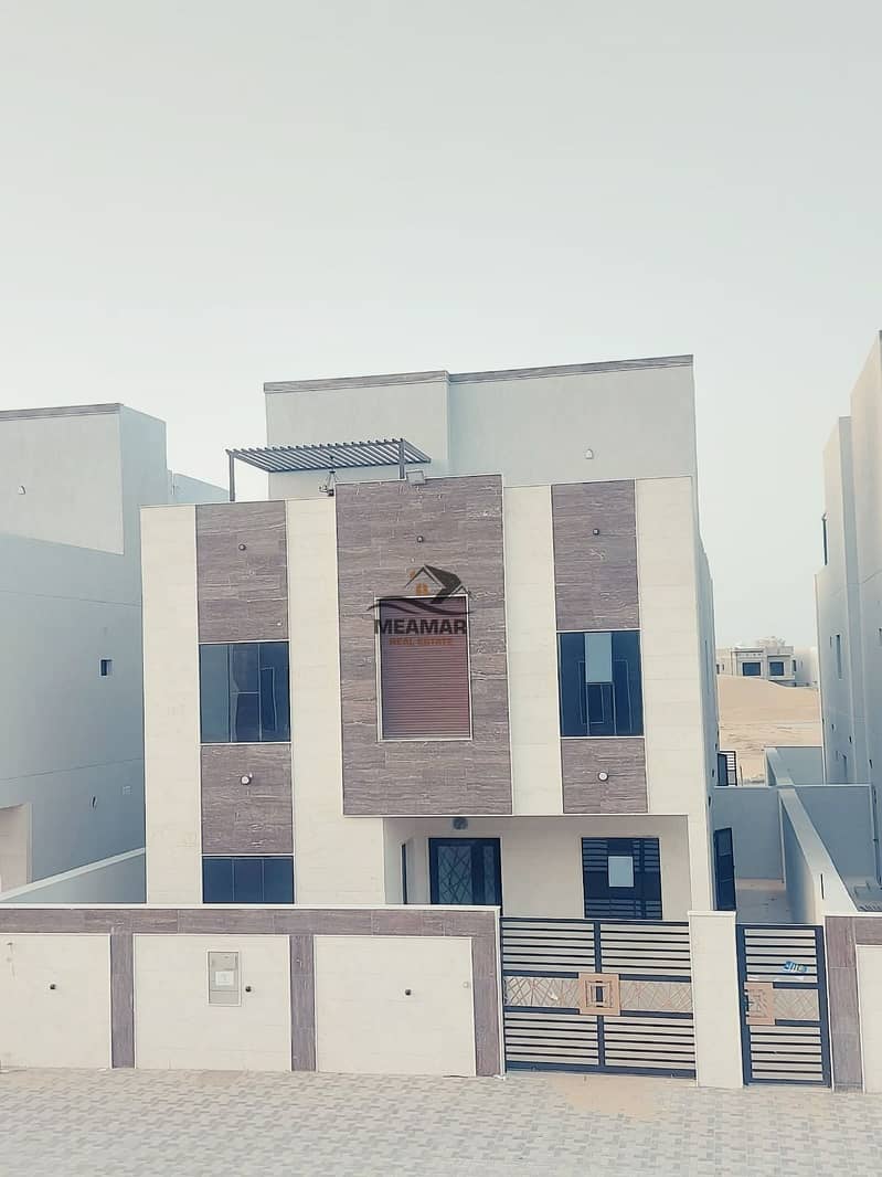 For rent a new villa, the first inhabitant, at a great price and location, in the Jasmine area, behind Al Hamidiyah Park, and opposite Al Rahmaniyah,