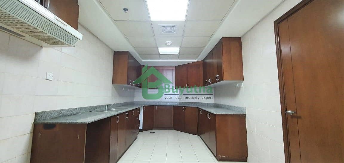 2 BR APARTMENT | SPACIOUS LAYOUT| CITY VIEW