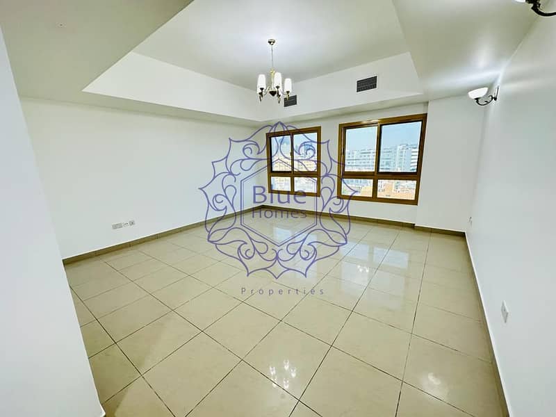 Квартира в Бур Дубай，Аль Манкул, 2 cпальни, 57000 AED - 7408050