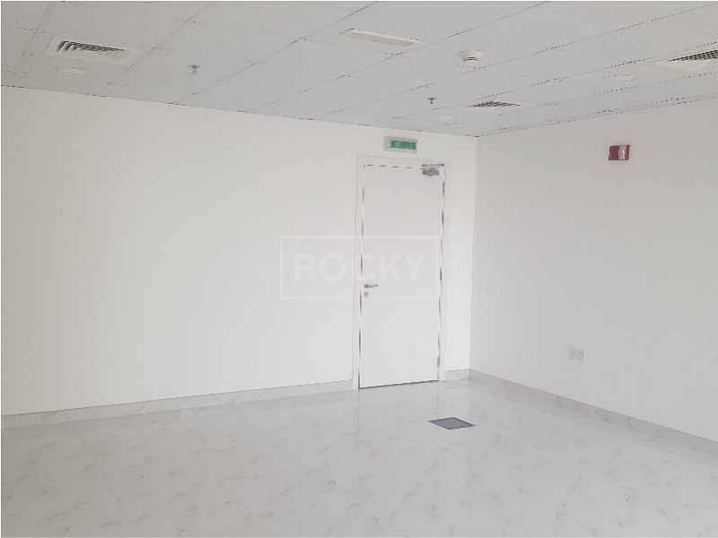 Fitted-Unfurnished Office space in Platinum Tower