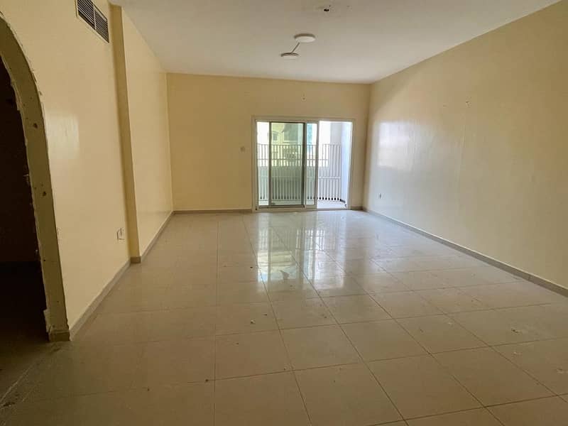 2 B/R HALL FLAT WITH SPLIT DUCTED A/C AVAILABLE IN BU DANIG AREA NEAR AL RAYAN HOTEL