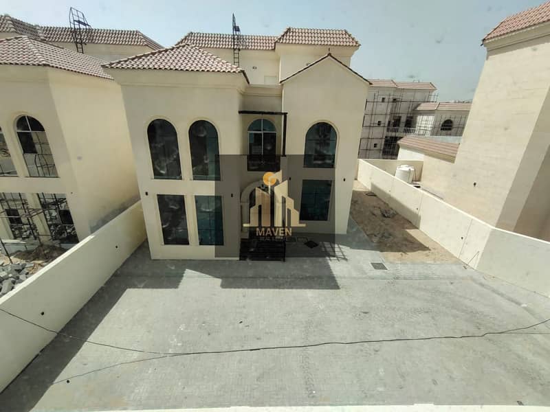 Amazing Finish Seven Master Bedrooms Two Majlis Private Separate Villa