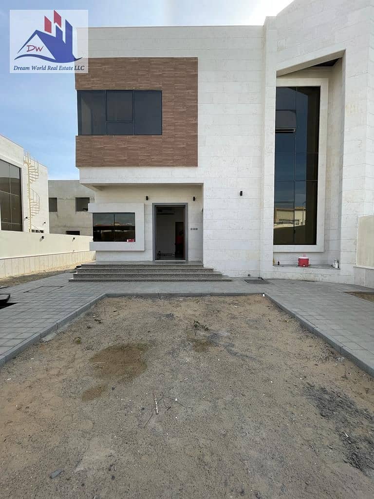 Brand new 4 bedrooms villa for Rent| Ready to Move | Area 5,000 SQFT |