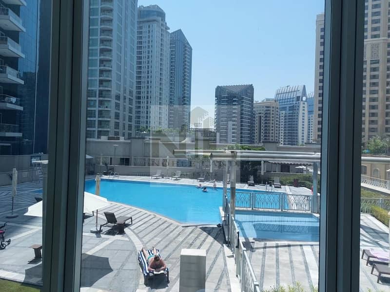 Specious I Pool View I Prime location Specious I Pool View I Prime location