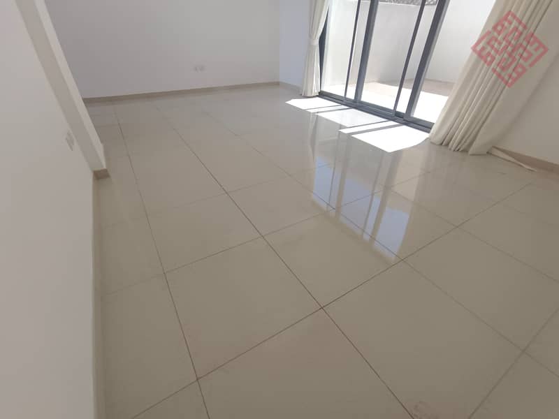 Luxurious brand 3 bedroom townhouse available for rent in nasma