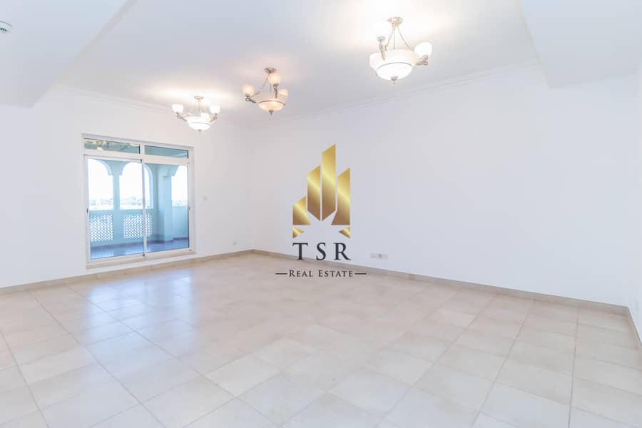 Spacious unit | Well Maintained | Maid room Spacious unit | Well Maintained | Maid room