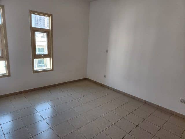 Chiller Free / Vacant / Family Community Chiller Free / Vacant / Family Community