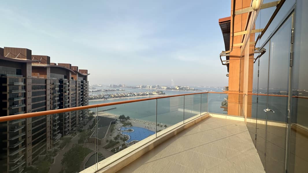 BRIGHT AND HIGHER | AMAZING SEA AND POOL VIEW| 1-BED